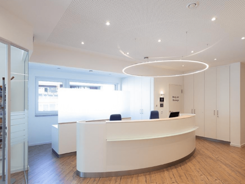 Arztpraxis mit Folierung renovieren mit reCoverMed